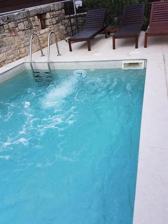 Haus Delma Villa Brajkovici